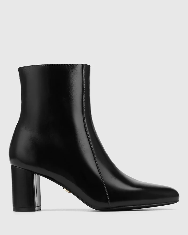 Sale Boots